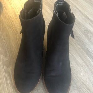 Black Bondo Norma Waterproof Bootie Size 6